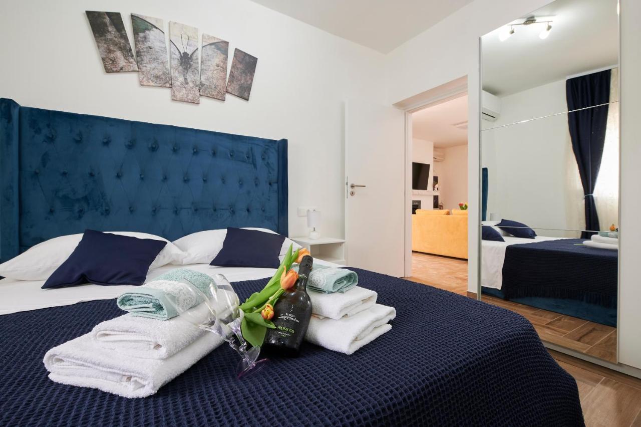 New 4* Apartman Zoa In Трогир Экстерьер фото