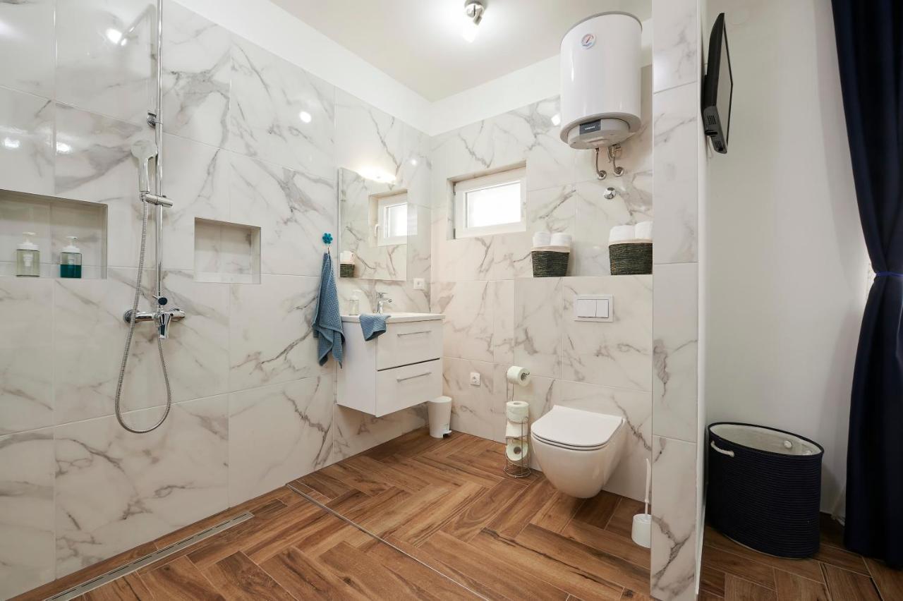 New 4* Apartman Zoa In Трогир Экстерьер фото