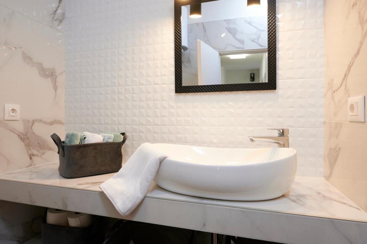 New 4* Apartman Zoa In Трогир Экстерьер фото