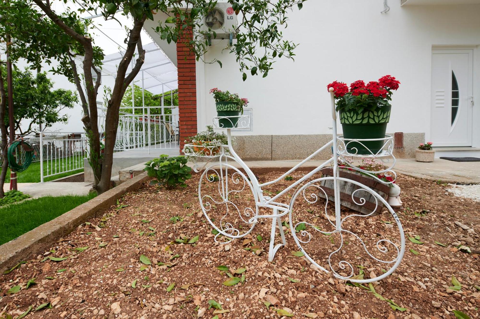 New 4* Apartman Zoa In Трогир Экстерьер фото